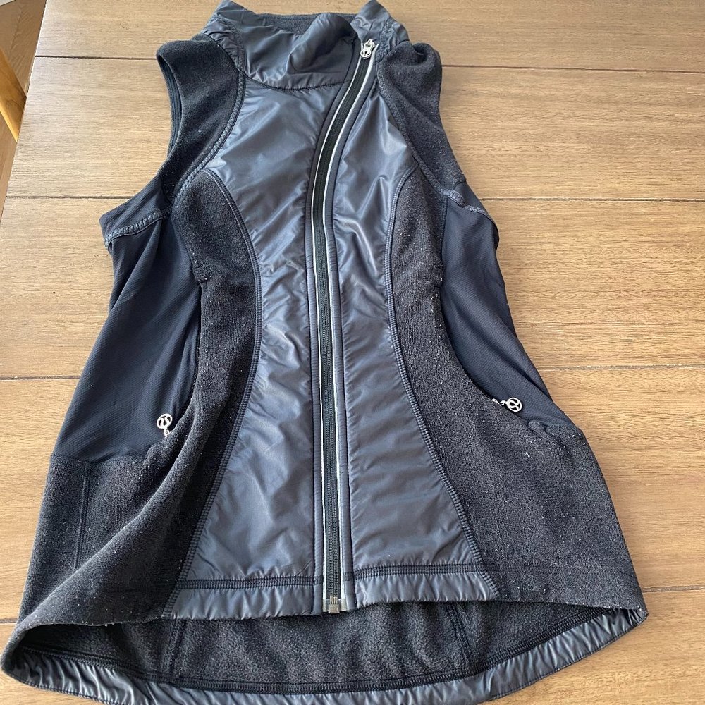Lululemon Athletica Vest - size 6